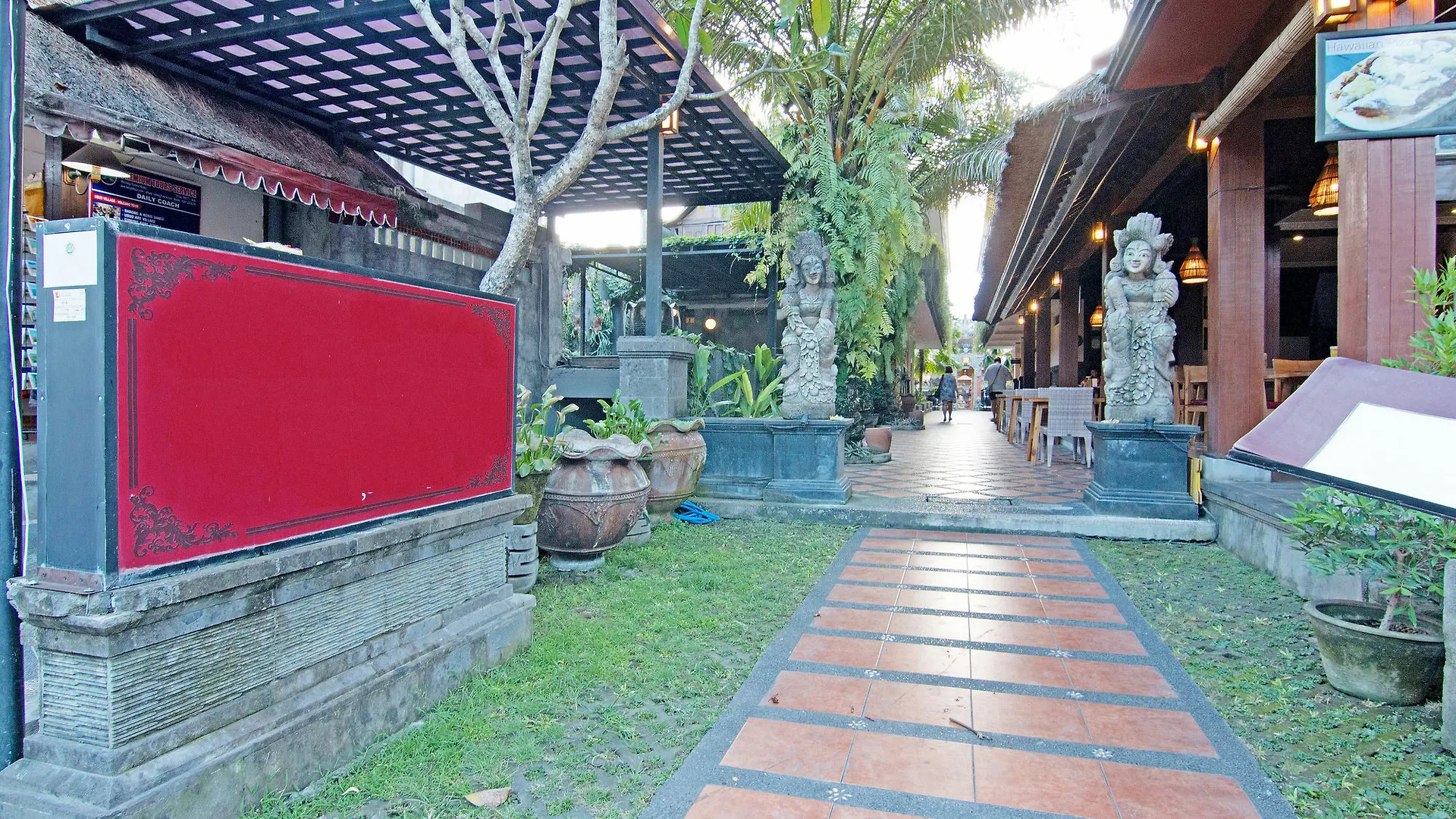 Zen Rooms Monkey Forest Ubud @ Pundi Pundi 3*,  Indonesia